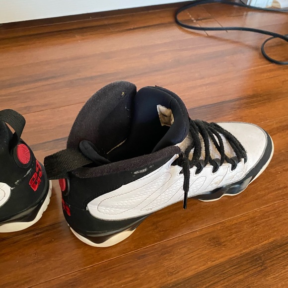 Jordan 9 Space Jam - Picture 4 of 7